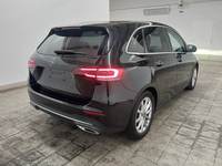 Vaizdas iš galo dešinės