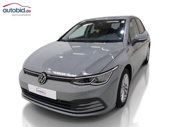 Pogled od napred levo