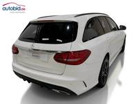 Pogled od pozadi desno