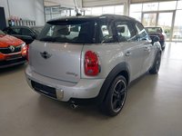 Aanzicht achter rechts