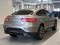 Vaizdas iš galo dešinės