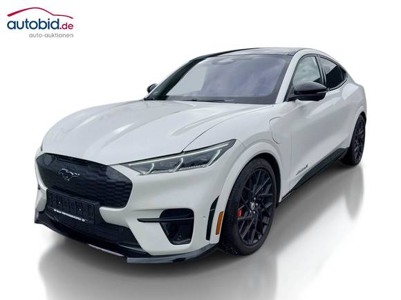 Vaizdas iš priekio kairės