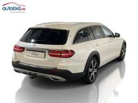 Vedere spate dreapta