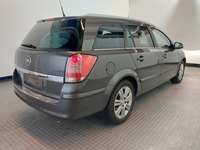 Vaizdas iš galo dešinės