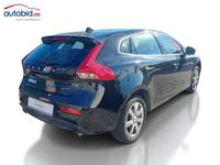 Изглед отзад отдясно