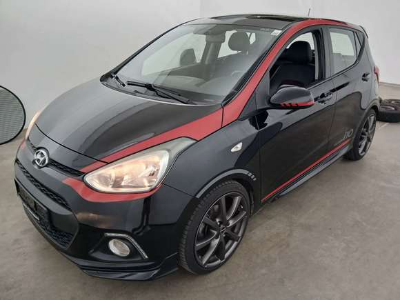 Vue de l’avant gauche