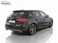 Aanzicht achter rechts