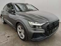 Pogled desno spredaj