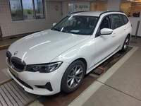 Pogled od napred levo