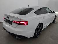 Aanzicht achter rechts