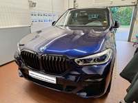 Pogled sprijeda lijevo