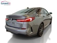 Изглед отзад отдясно