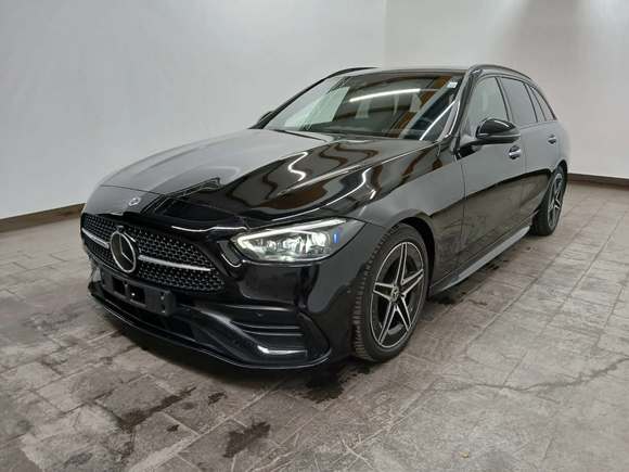 Vaizdas iš priekio kairės