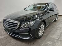 Vaizdas iš priekio kairės