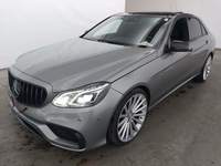 Vue de l’avant gauche