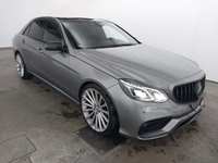 Vue de l’avant droit