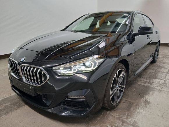 Vaizdas iš priekio kairės