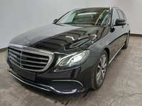 Vaizdas iš priekio kairės