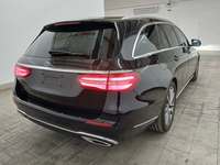 Vaizdas iš galo dešinės