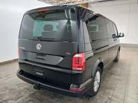 Vaizdas iš galo dešinės