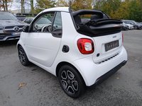 Vaade tagant vasakult