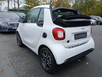 Vaade tagant vasakult