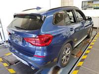 Aanzicht achter rechts