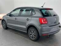 Pogled od pozadi levo