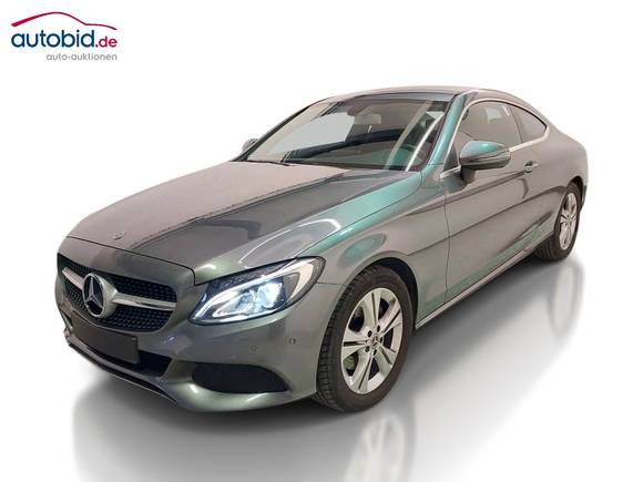 Vaizdas iš priekio kairės