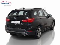 Изглед отзад отдясно