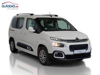 Изглед отпред отдясно