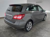 Vaizdas iš galo dešinės