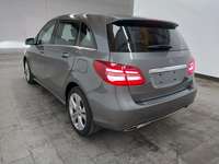 Vaizdas iš galo kairės