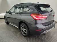 Vaizdas iš galo kairės