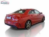 Aanzicht achter rechts