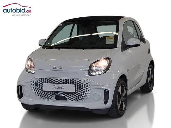 Изглед отпред отляво