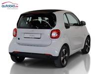 Изглед отзад отдясно