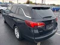 Vaizdas iš galo kairės