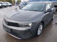 Skats no kreisās puses priekšā