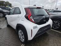 Vue de l’arrière gauche