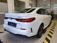 Aanzicht achter rechts