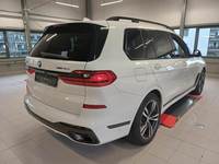 Aanzicht achter rechts