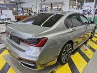 Aanzicht achter rechts