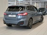 Aanzicht achter rechts