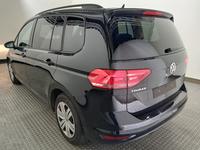 Vaizdas iš galo kairės