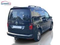 Vaizdas iš galo dešinės