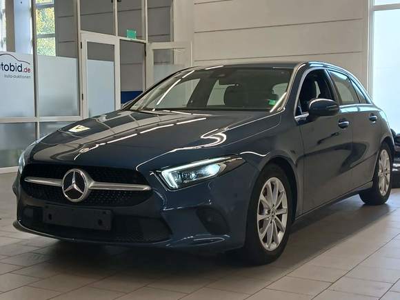 Vaizdas iš priekio kairės