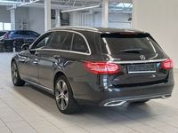 Vaizdas iš galo kairės