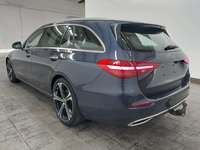 Vaizdas iš galo kairės