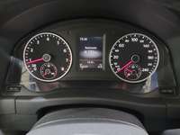 Pogled na kombinovani instrument